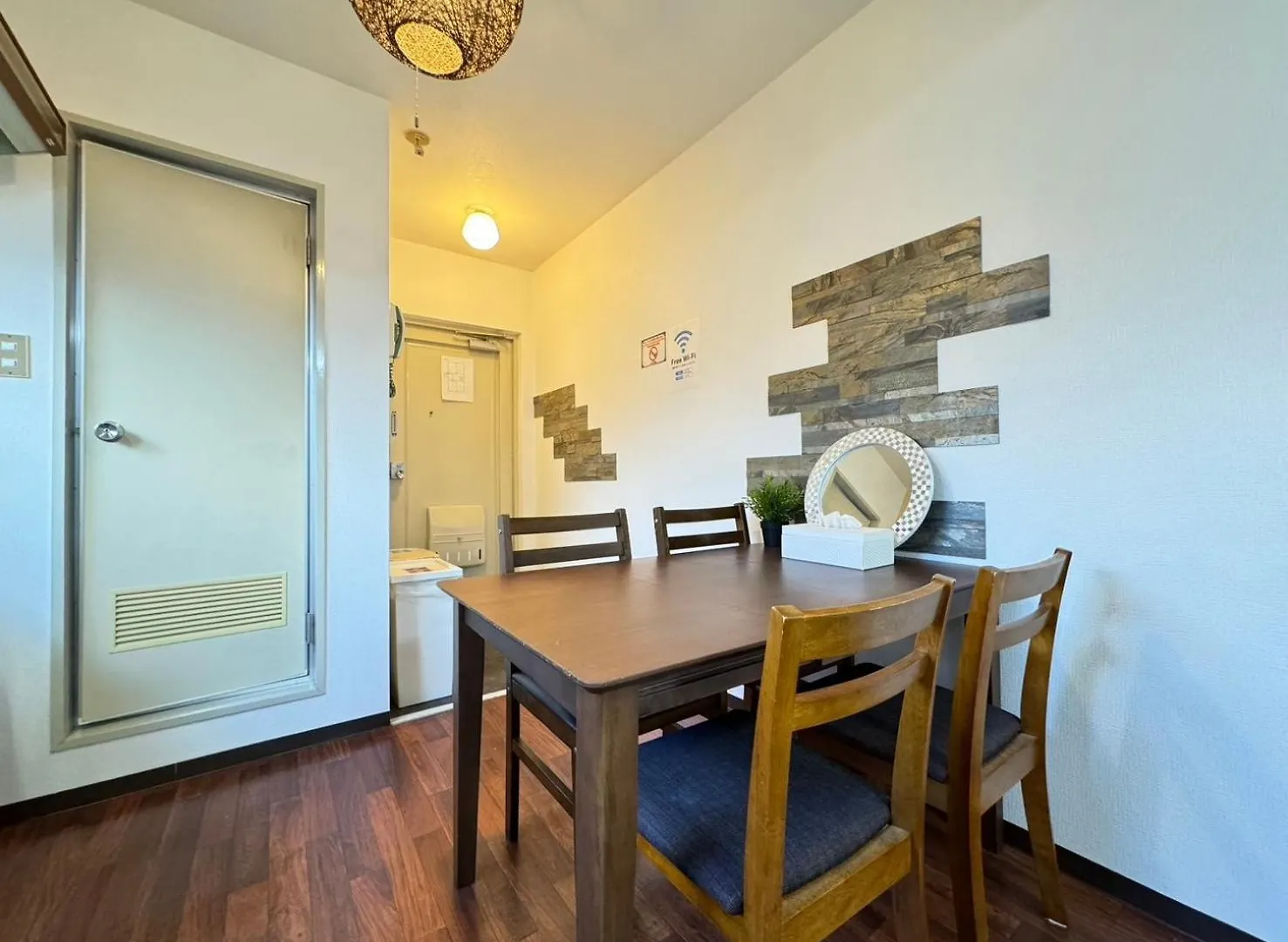 マルチステイ大阪天神橋 Apartman
